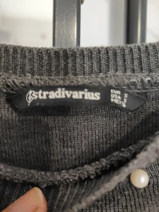 Jersey gris con perlas