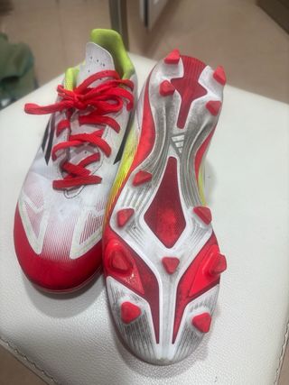 Scarpe da calcio Adidas per bambini