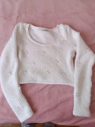 Jersey Bershka blanco pedrería