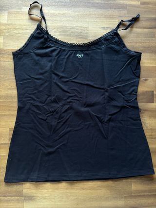 Camiseta Sloggi Negra Encaje Tirantes