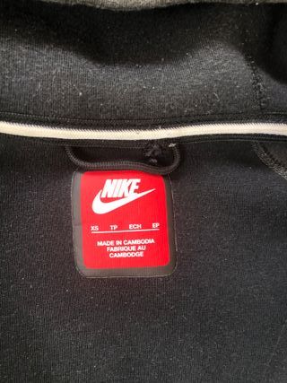 Sudadera Nike Tech Fleece Negra y Blanca original