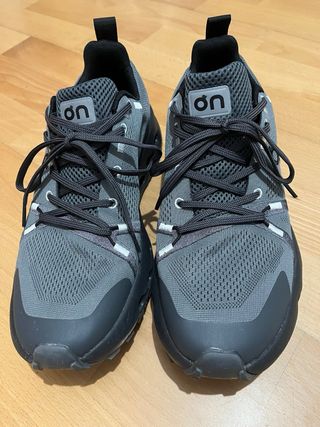 Bambas zapatillas ON Running/Fitness casi nuevas