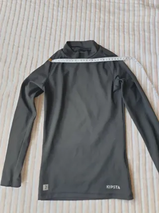 Camiseta y pantalón térmico  Kipsta negra