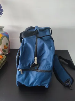 Bolsa de viaje o deportes azul