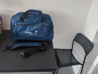 Bolsa de viaje o deportes azul