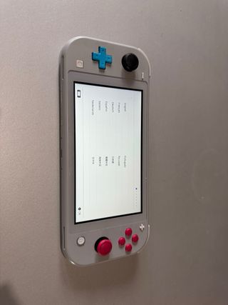 Nintendo Switch Lite Edizione Pokémon + 2 Giochi