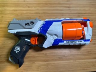 Pistola Nerf Strongarm Manual