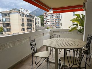 Piso en venta en Playa de la Fontanilla en Marbella