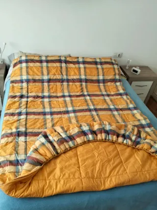 Edredón reversible para cama de 80-90.