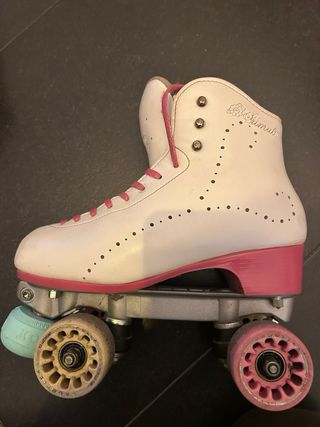 Patines Artísticos Blancos con Cordones Rosas