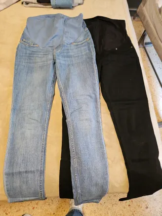 Pantalones premamá vaqueros y negros