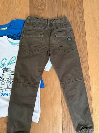 Set 2 maglie e pantalone 7/8 anni