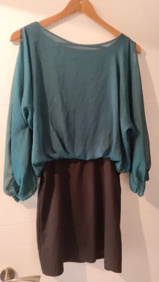 Vestido ajustado negro y verde. NUEVO
