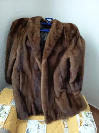 Chaquetón sintético tipo visón