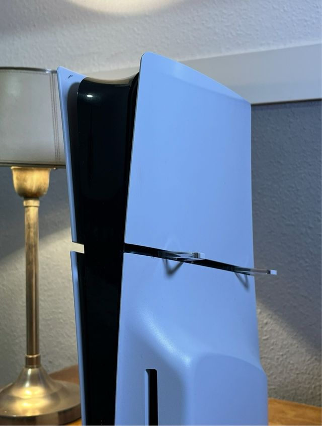 Consola PS5 Digital Slim Bianca