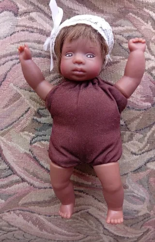 2 vecchi pupazzi di stoffa e gomma