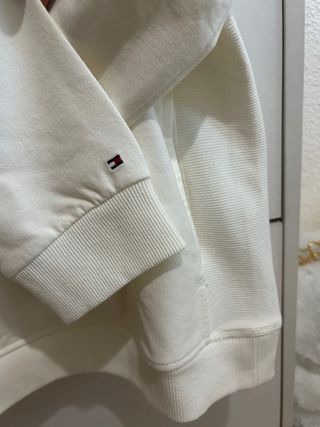 Sudadera Tommy Hilfiger Talla XS hombre o XL niño