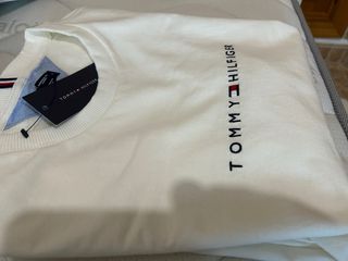 Sudadera Tommy Hilfiger Talla XS hombre o XL niño