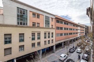 Piso en venta en Camino de Ronda - Rosaleda en Granada