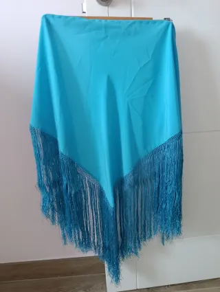 Mantoncillo flamenco azul
