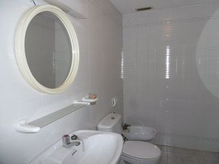 Local comercial en venta en Piscinas en Villarreal