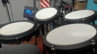 Alesis Nitro Max Kit Batería Electrónica