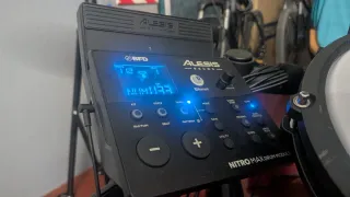 Alesis Nitro Max Kit Batería Electrónica