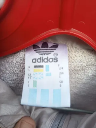 Chaqueta Adidas Vintage Beige y Azul