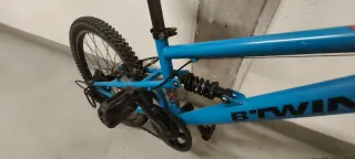 Bicicleta infantil Btwin azul