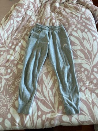 Pantalón chándal Nike gris