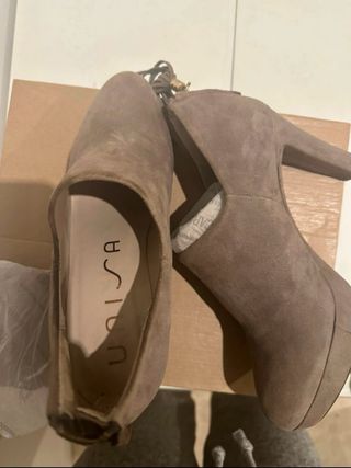 Botín Unisa Piel Gris Talla 37