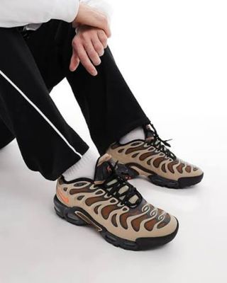 Nike Air Max Plus Drift Khaki Crimson