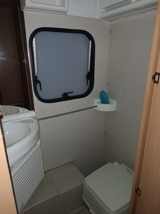 CARAVANA ADRIA LIGERA <750 kg