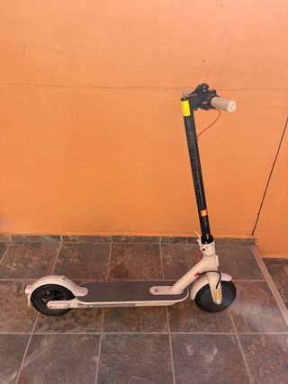 Patinete Eléctrico Xiaomi Mi Electric Scooter 3