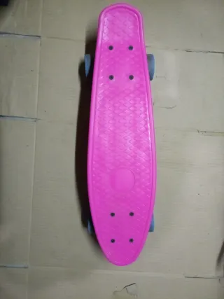 Monopatín rosa