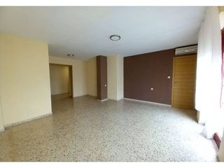 Piso en venta en Montefrío