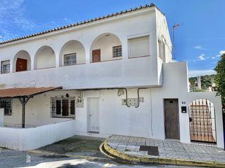 Edificio en venta en San Enrique-Guadiaro-Pueblo Nuevo en San Roque