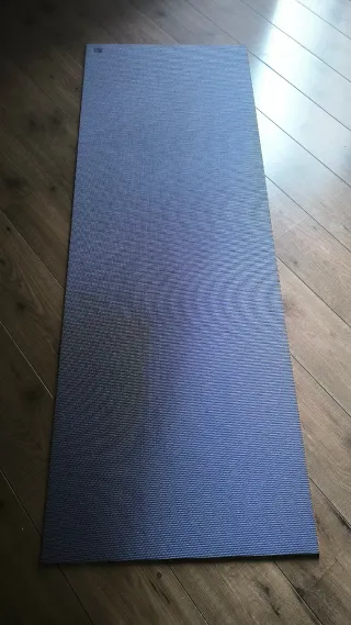 Esterilla Yoga Pilates Morada Sin uso