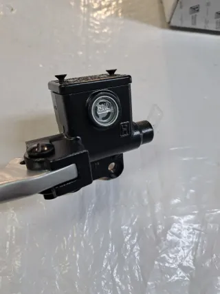 Pompa freno idraulica ant PIAGGIO VESPA PX ORIG.