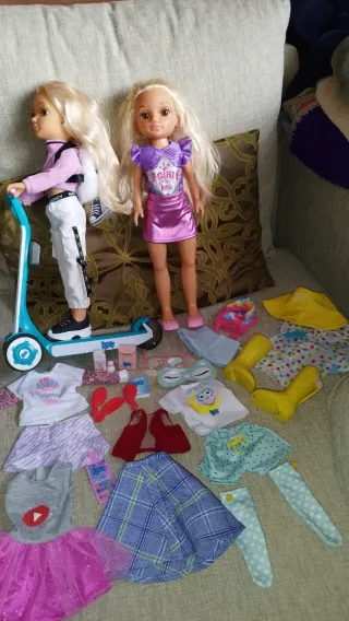 Muñecas Nancy con patinete y accesorios