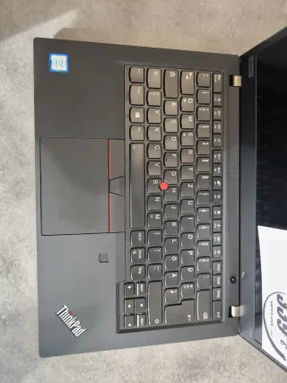 Portátil Lenovo T490 i7 40GB 1TB SSD W11