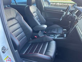 Volkswagen Golf GTI PERFORMANCE DSG 245CV