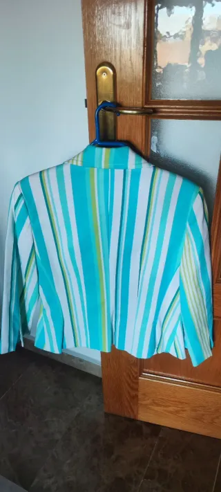 Chaqueta mujer, SIN ESTRENAR