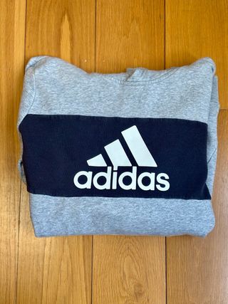 Sudadera Adidas Gris con Capucha