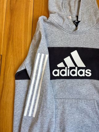 Sudadera Adidas Gris con Capucha