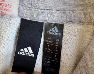 Sudadera Adidas Gris con Capucha