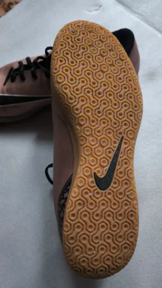 Zapatillas Nike Talla 44 Dorado/Negro