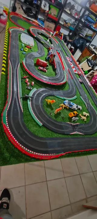 Scalextric completo.