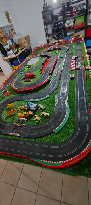 Scalextric completo.