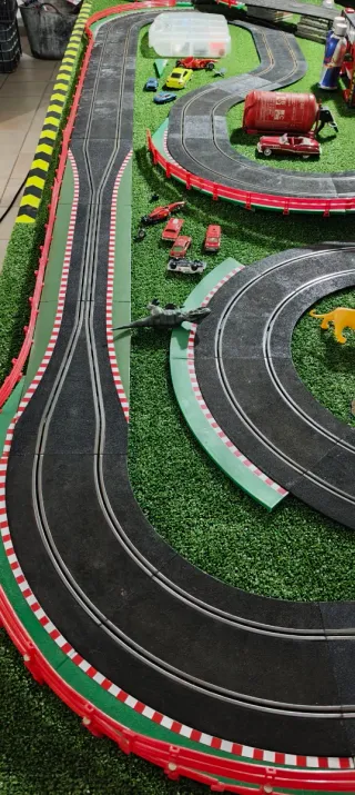 Scalextric completo.